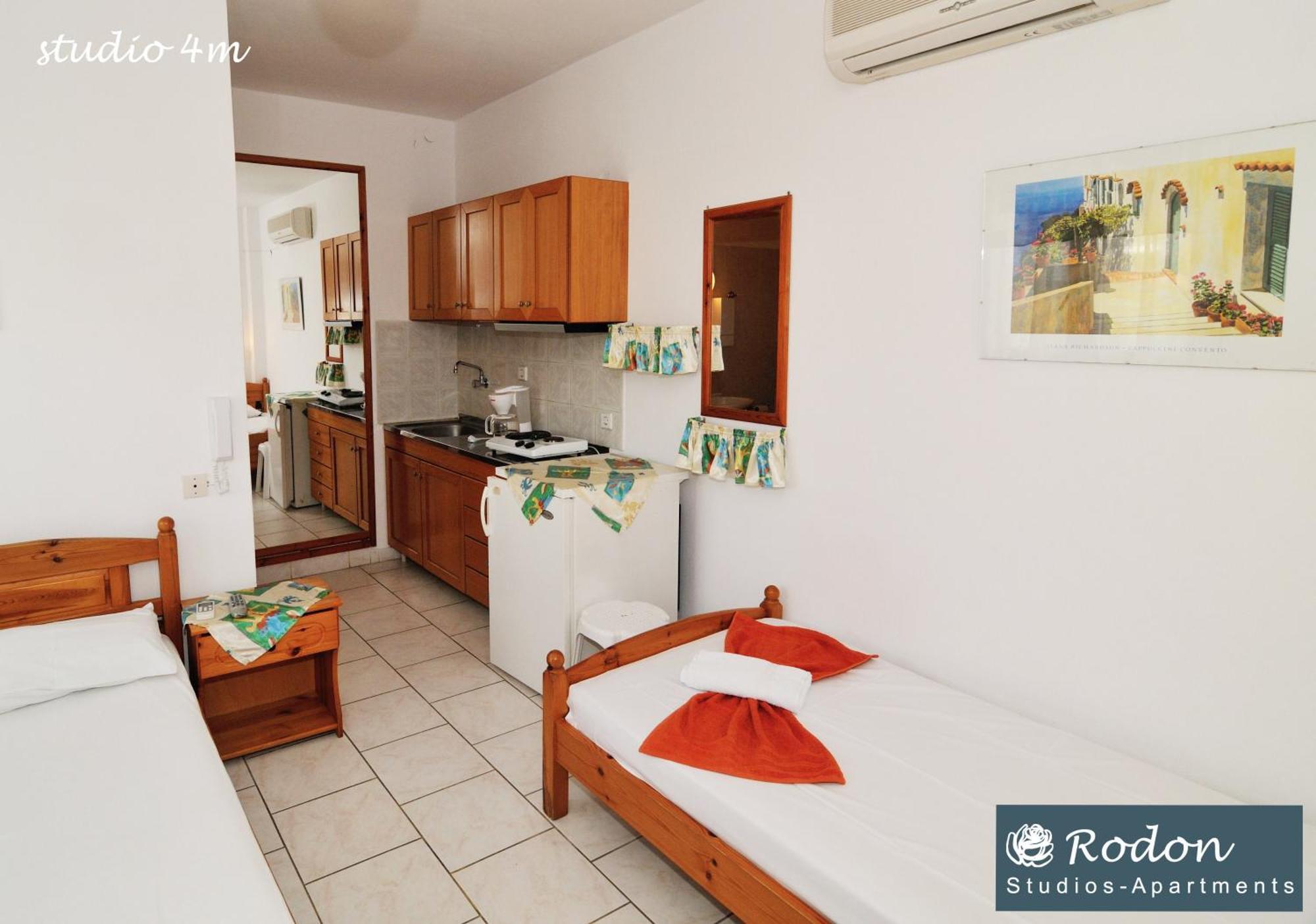 Rodon Apartments - S Avdimioti Nea Roda Bagian luar foto