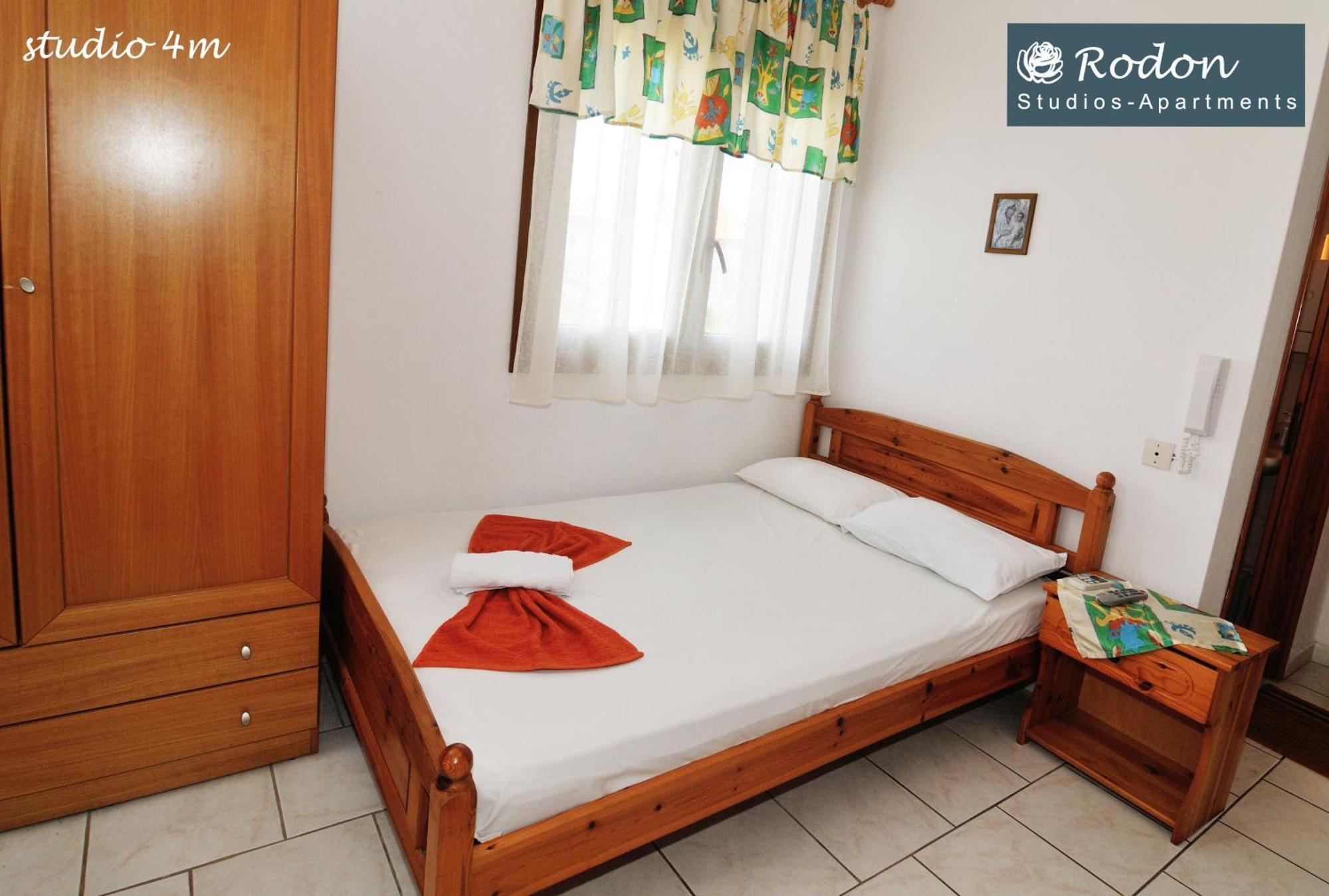 Rodon Apartments - S Avdimioti Nea Roda Bagian luar foto
