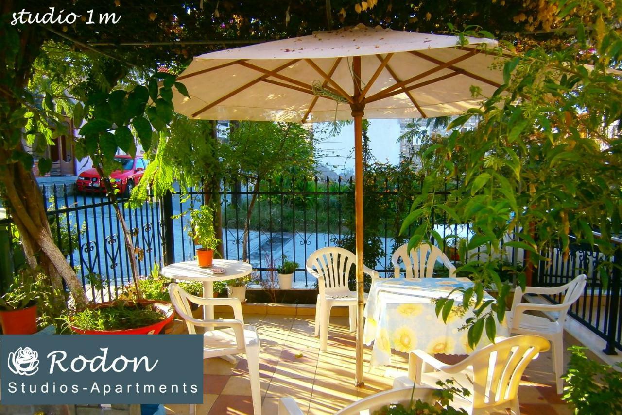 Rodon Apartments - S Avdimioti Nea Roda Bagian luar foto
